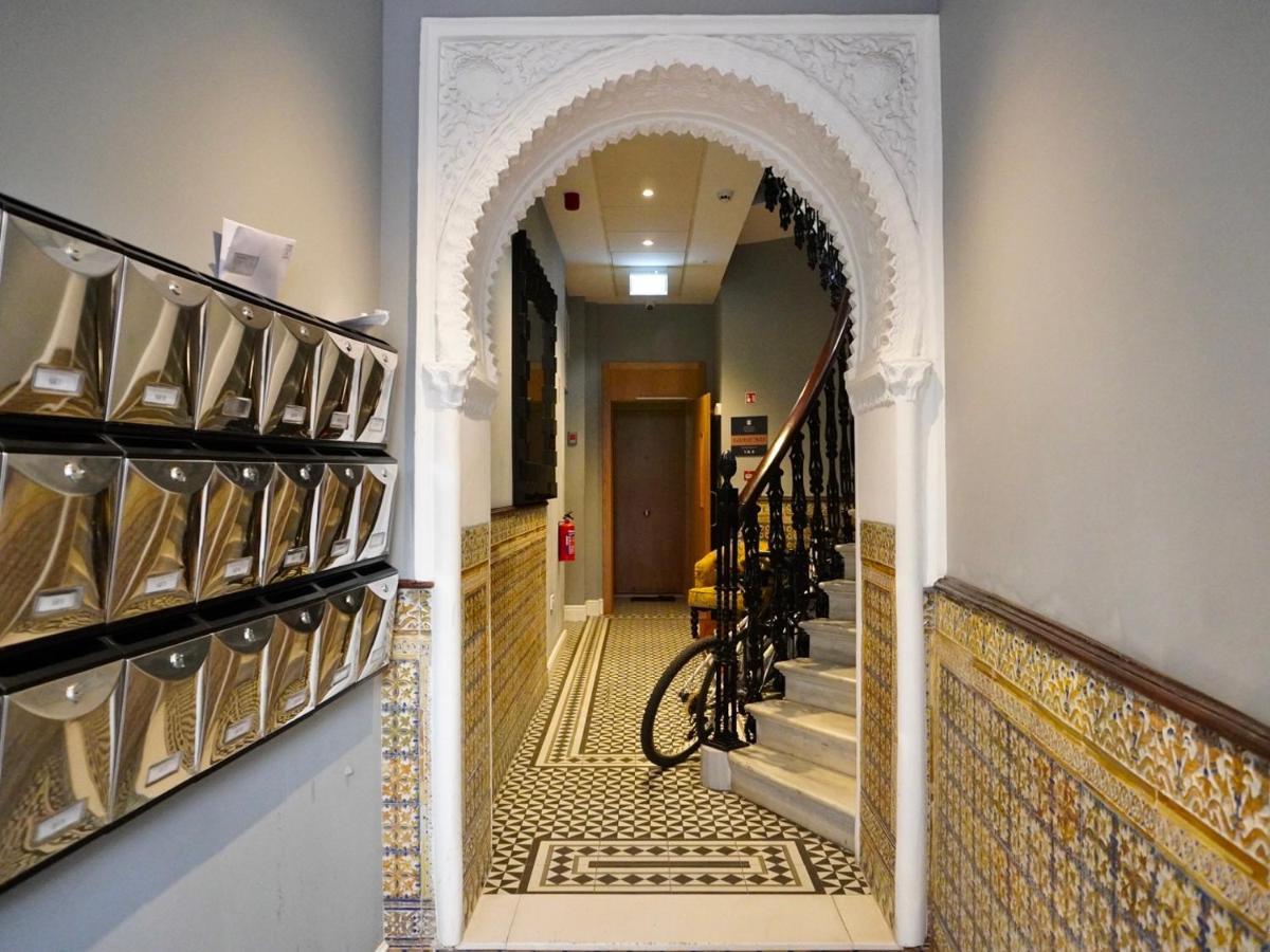 Modern City Centre Two Bedroom Windsor Apartment - Grand Central House Gibraltár Kültér fotó